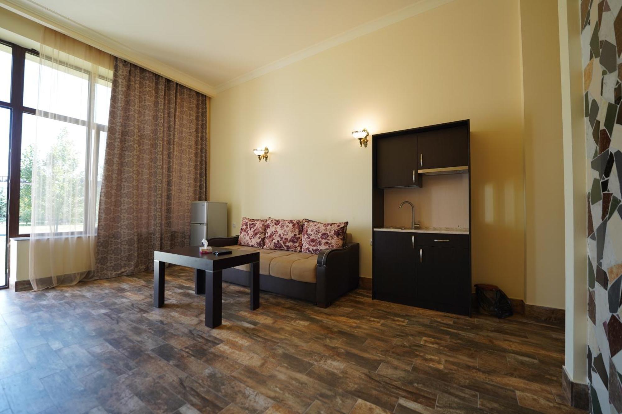 Maria Resort Sevan Habitación foto
