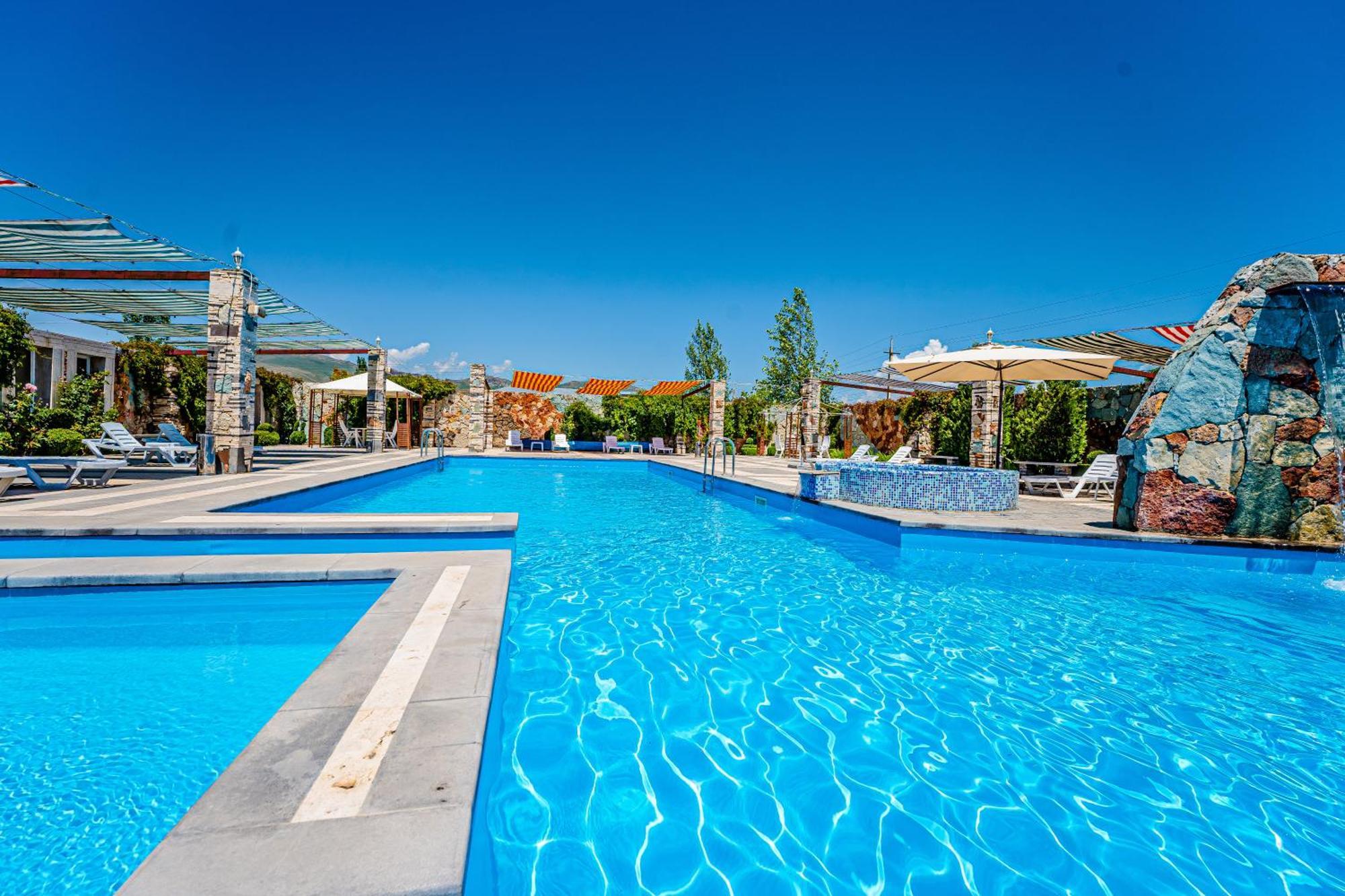 Maria Resort Sevan Exterior foto